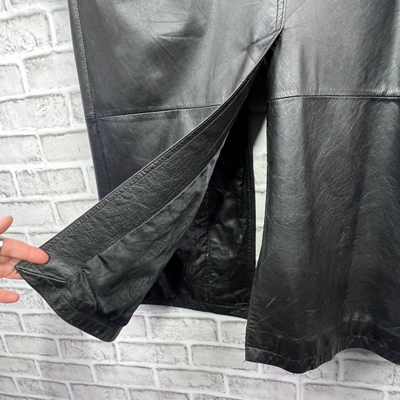 VINTAGE |•G-III•| Black Full Length Trench Coat Embroidered Collar Size Medium - Picture 8 of 11